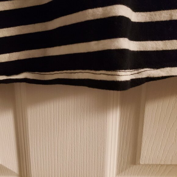 Wet Seal + Women's Black White Striped V-Neck Top LS Tee Plus Size Please Read - Picture 6 of 10